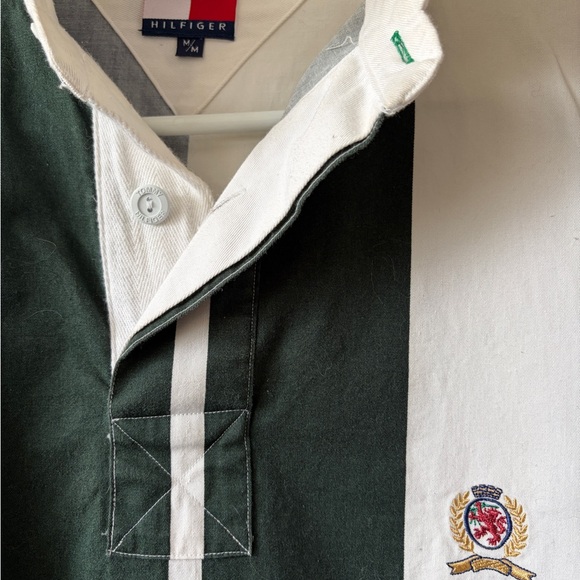 Vintage Tommy Hilfiger Men's White, Green & Navy Rugby Shirt - Picture 4 of 7